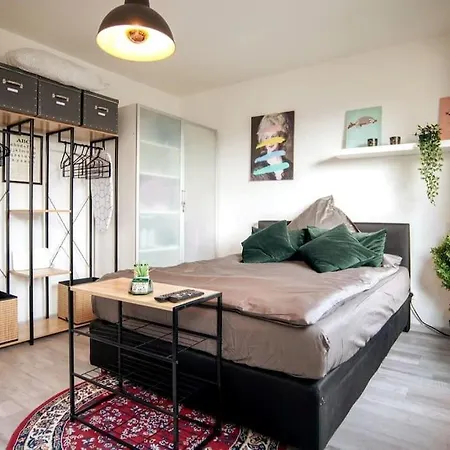 Studio Verde - Rooftop Balcony - Fair Apartment *